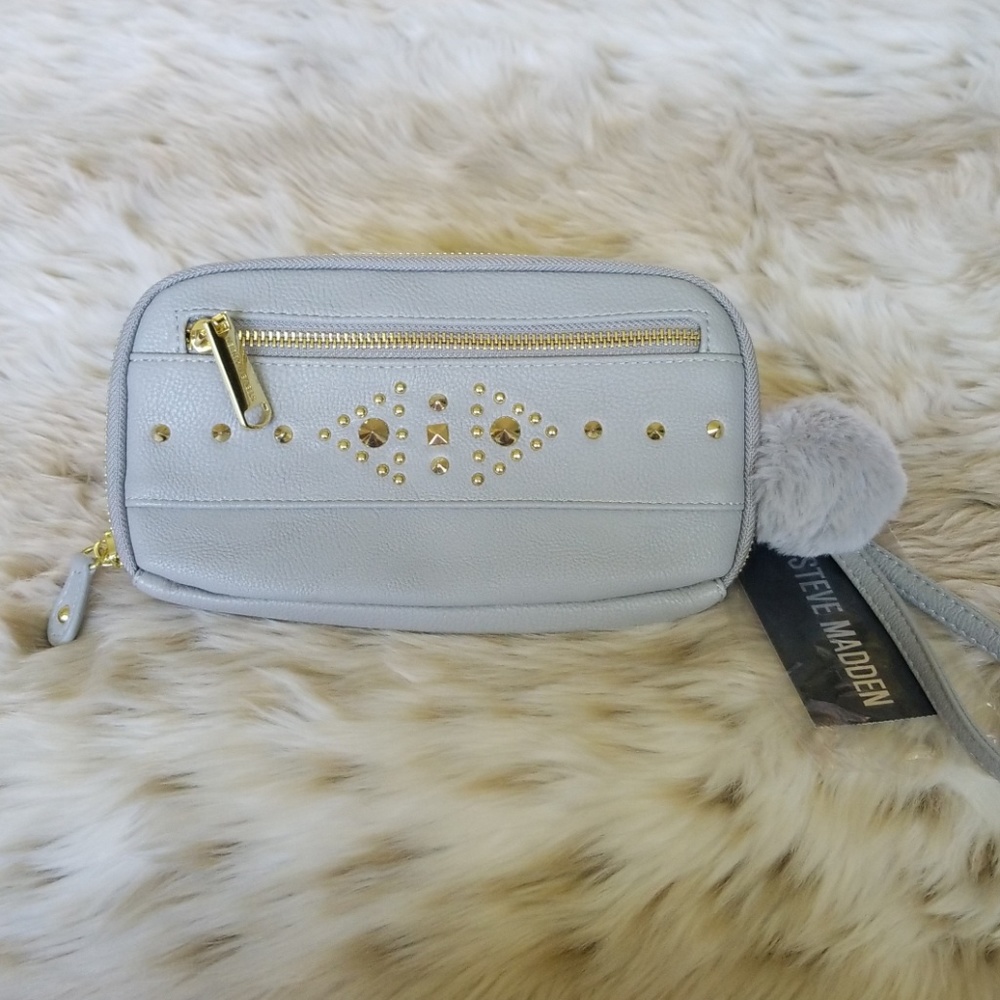 Steve Madden Wristlet